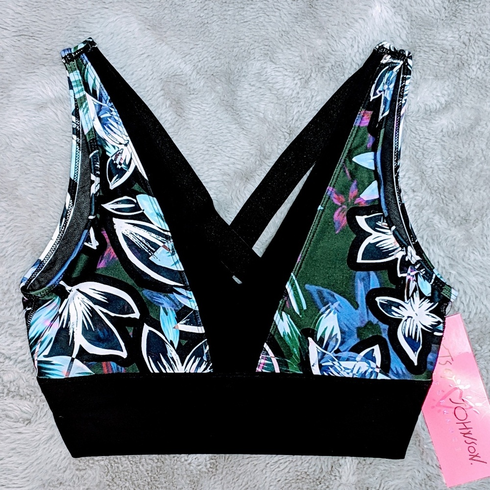 Betsey Johnson Performance Deep V Sport Bra NWT